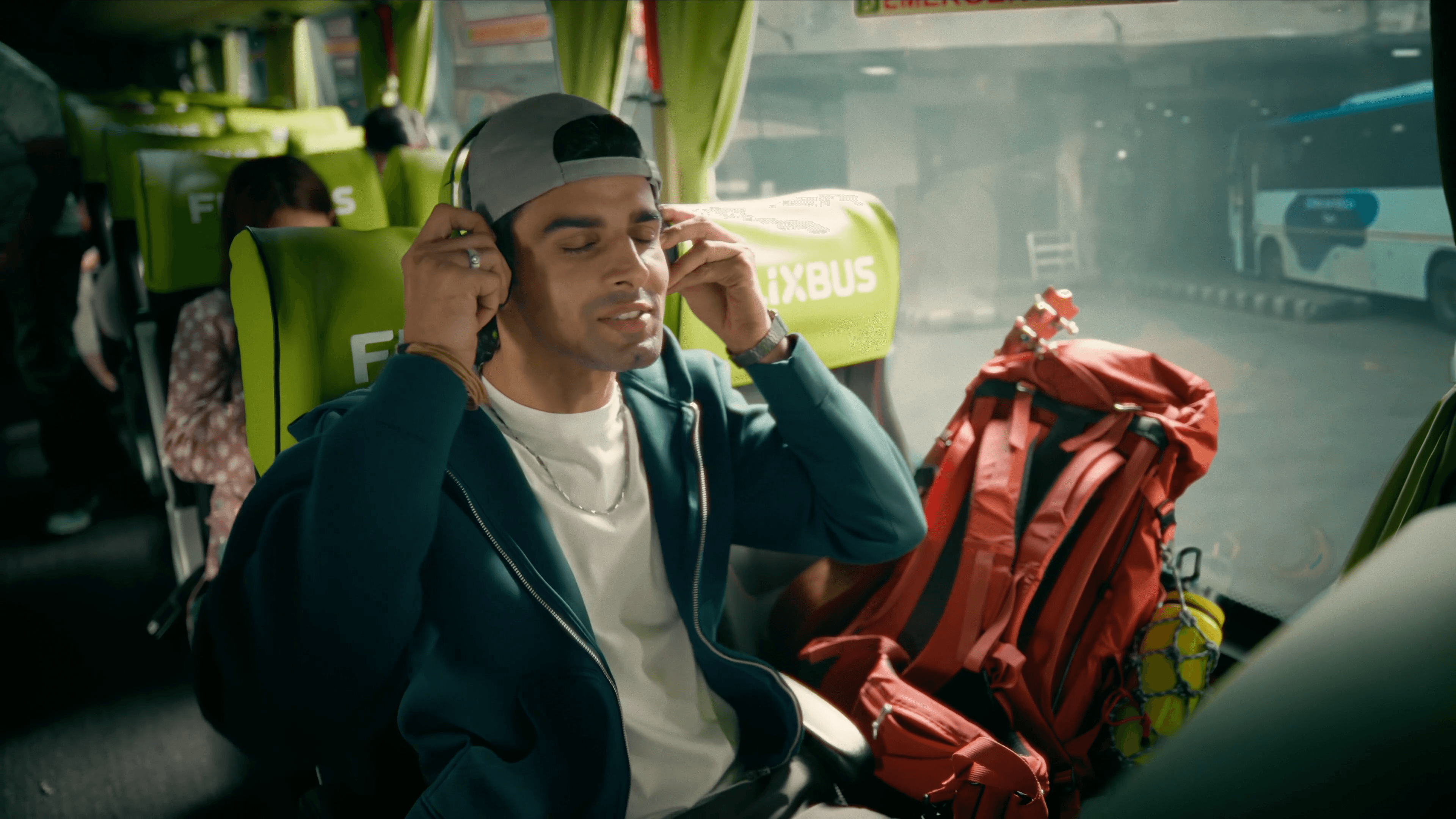 FlixBus Har Safar Safer Detail 1